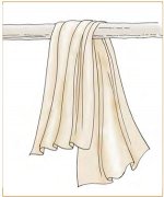 谦卦第四爻，爻辞：六四：无不利，挥谦。爻辞